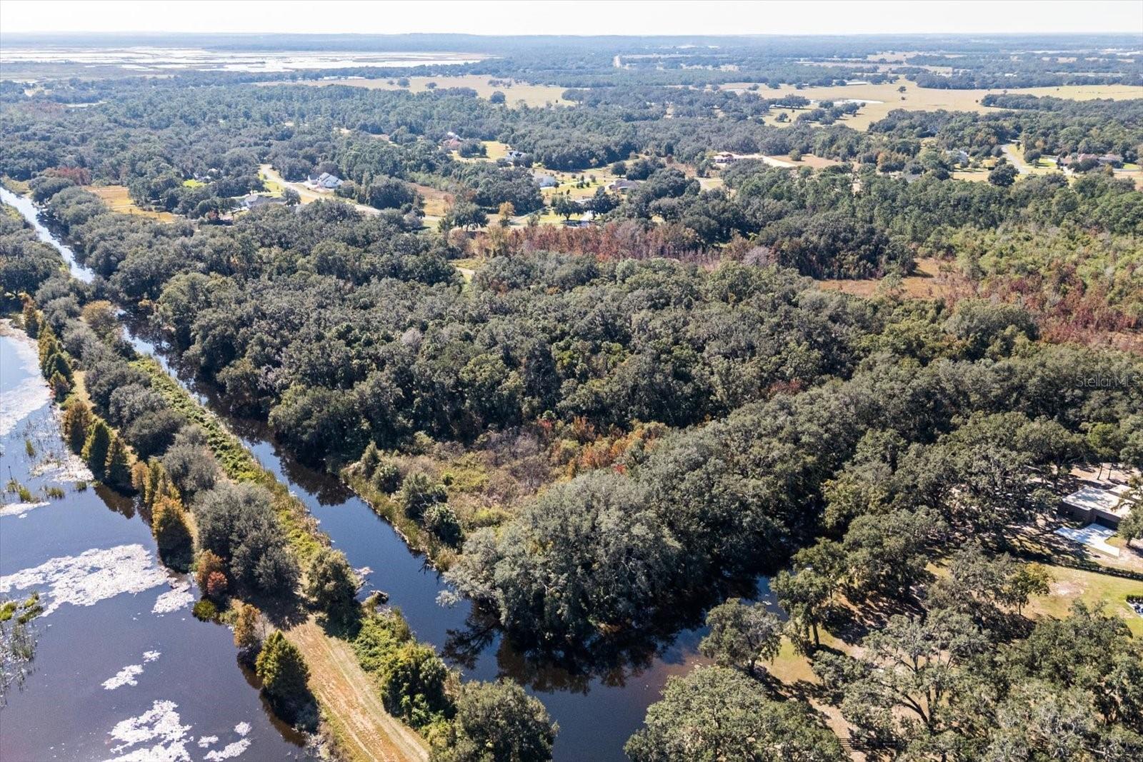 BEAUCLAIR RANCH CLUB SUB - Land