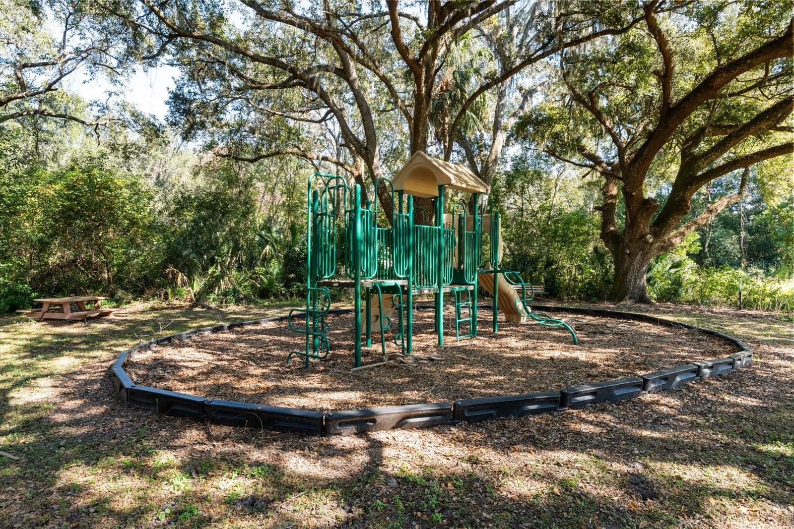 BEAUCLAIR RANCH CLUB SUB - Land