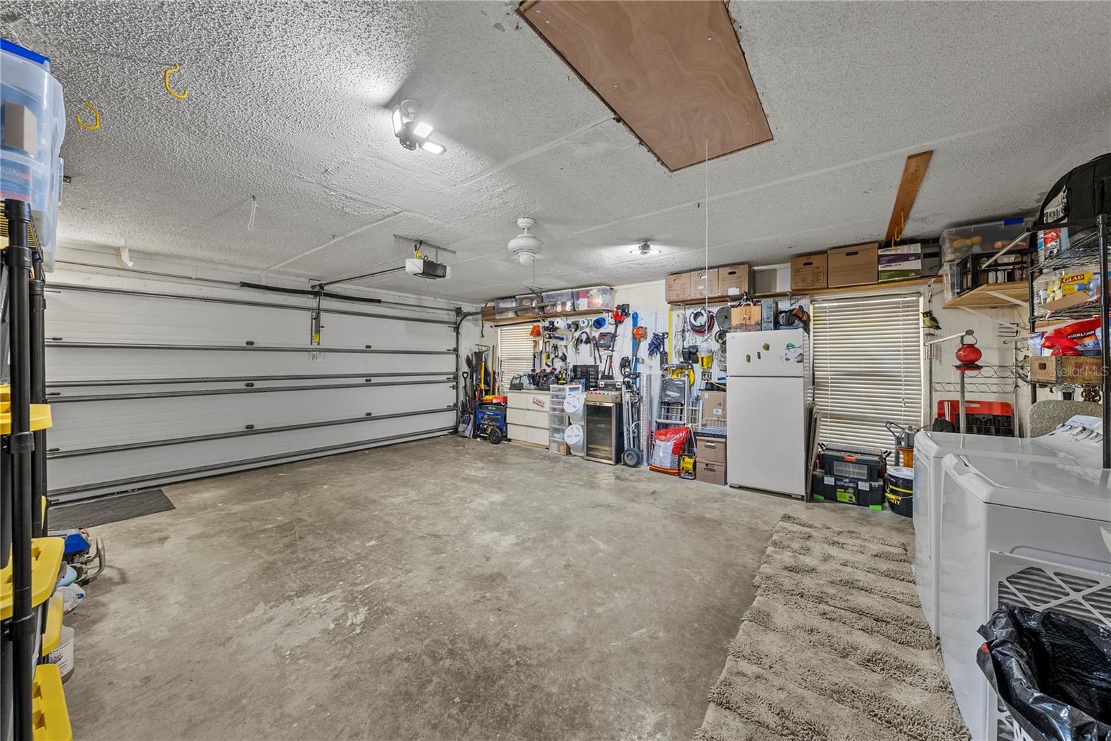 LIVINGSTON OAKS - Residential