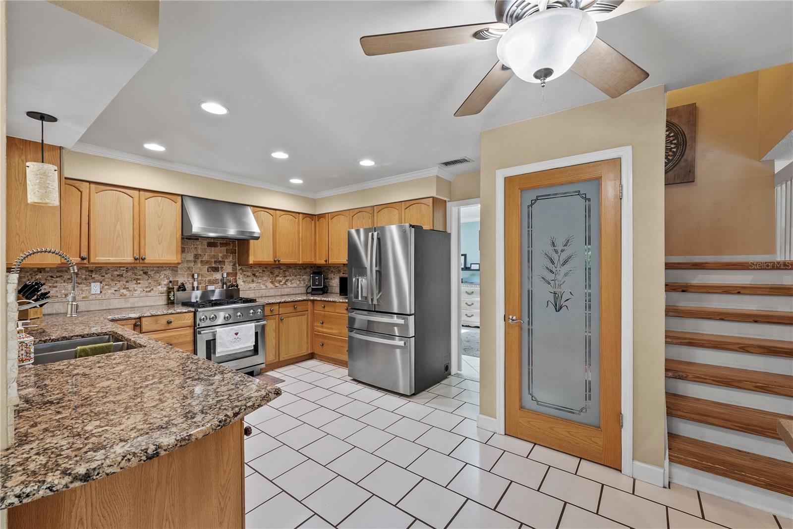 LIVINGSTON OAKS - Residential