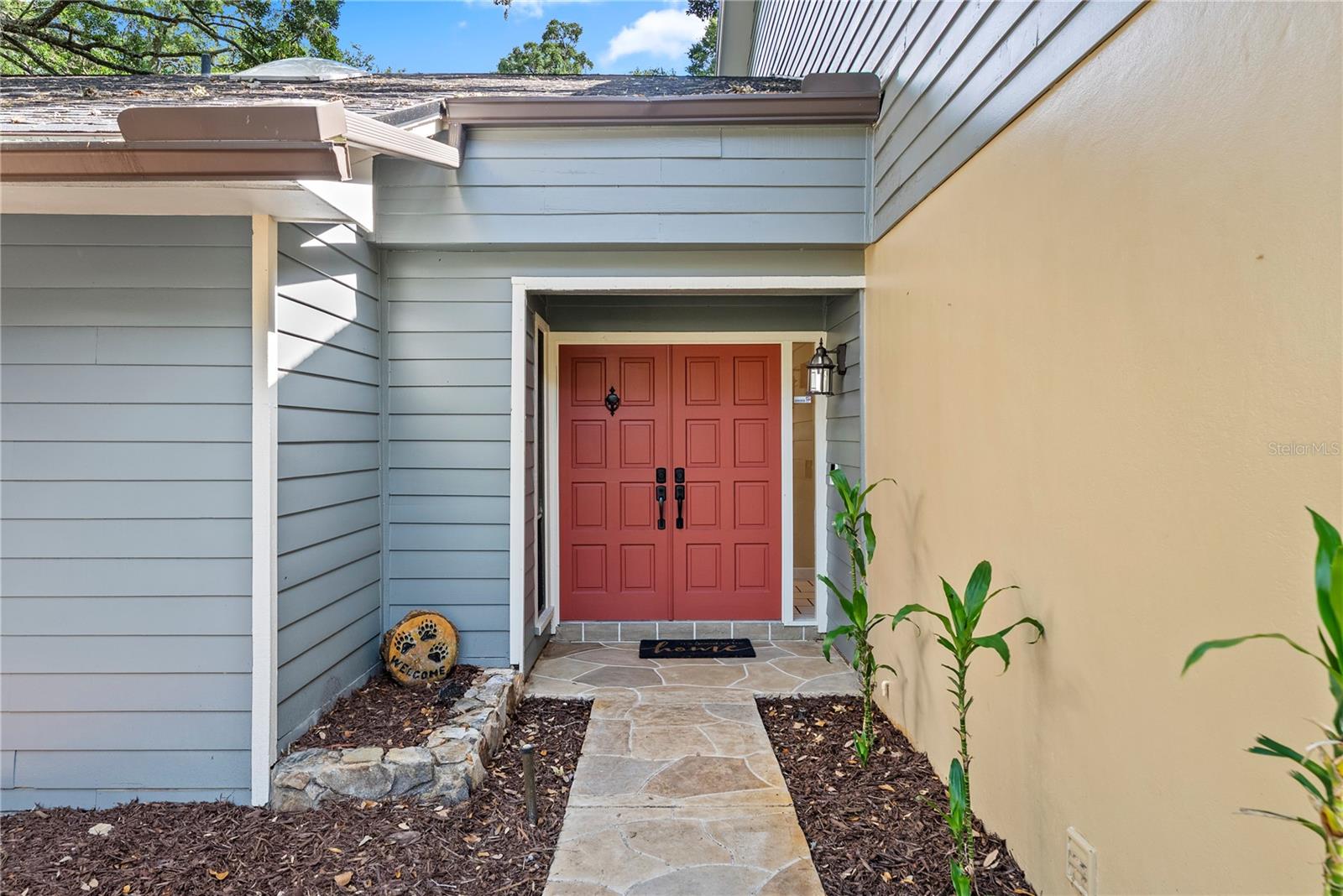 LIVINGSTON OAKS - Residential