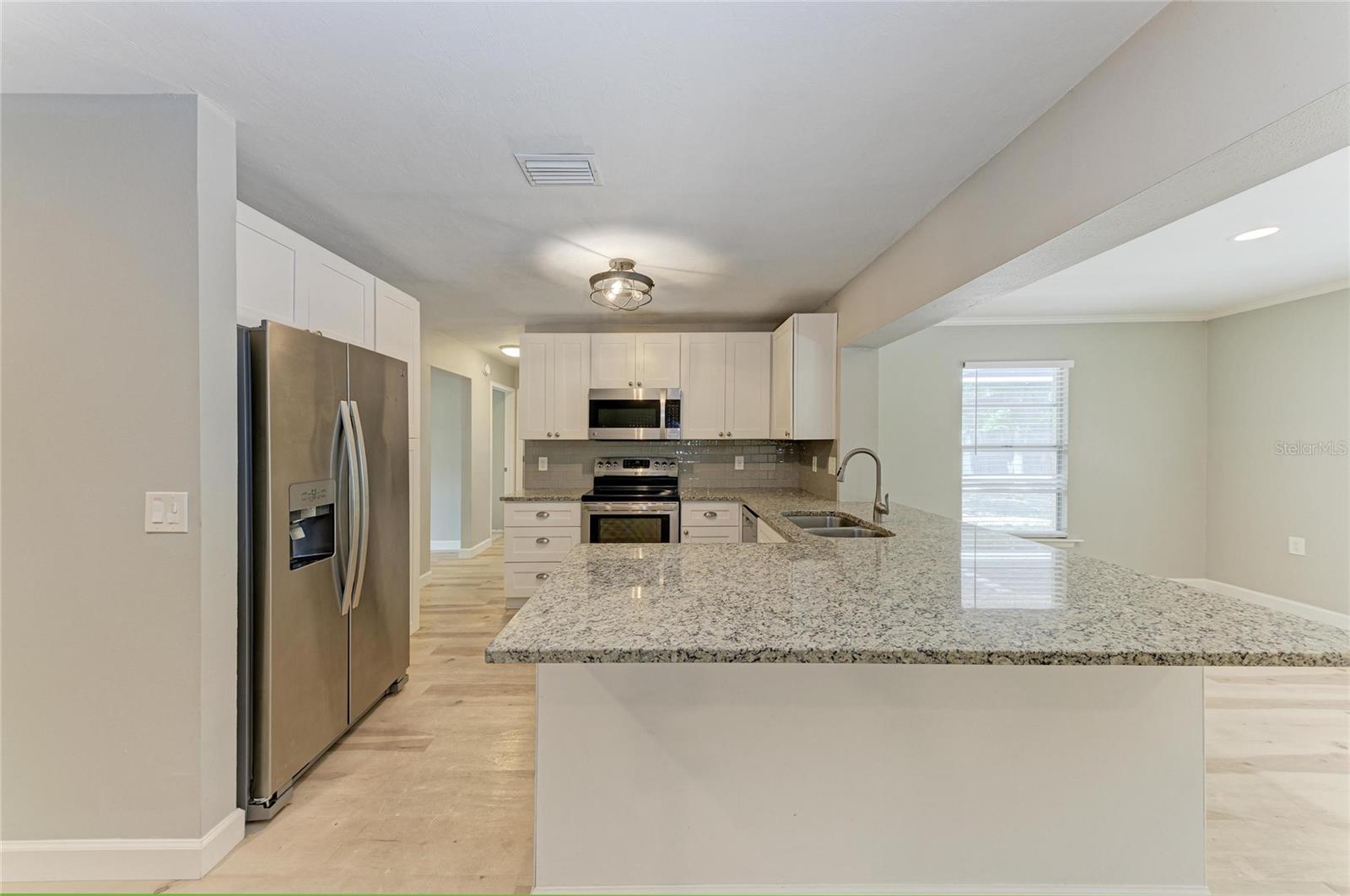 MANATEE OAKS - Residential