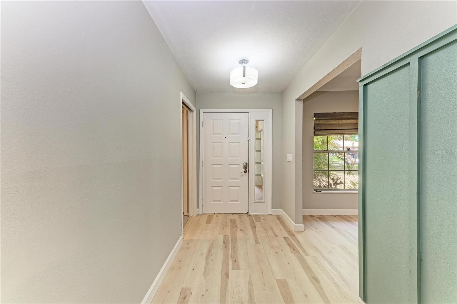 MANATEE OAKS - Residential