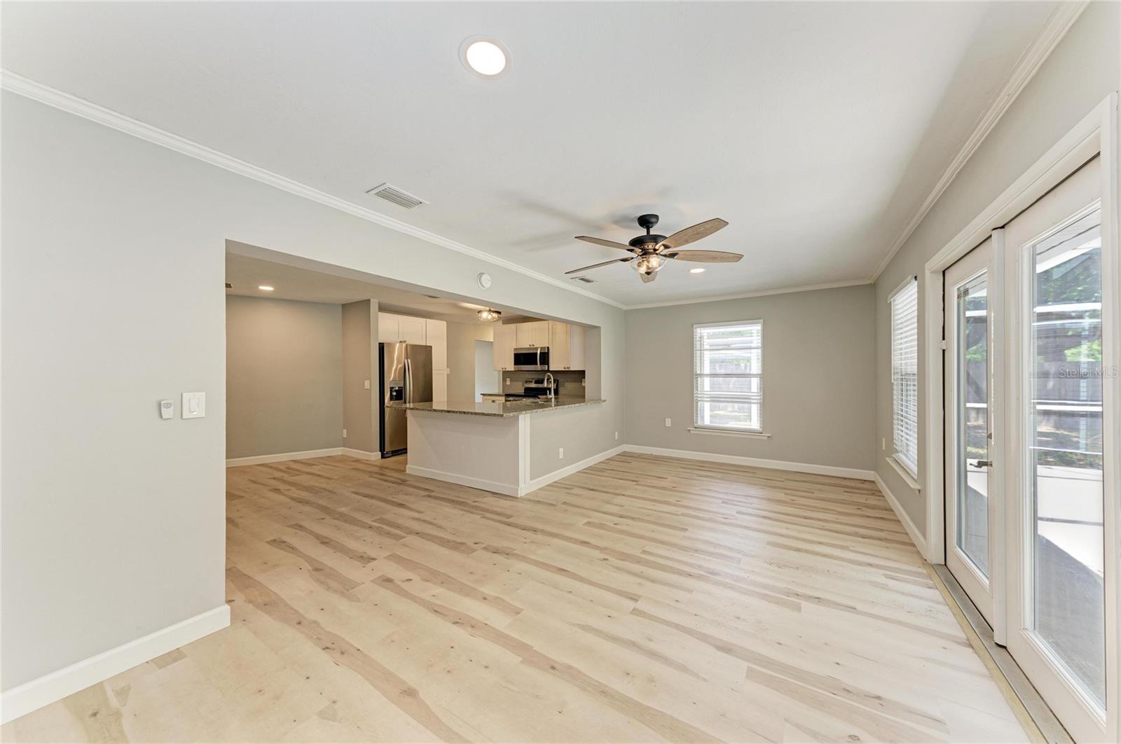 MANATEE OAKS - Residential