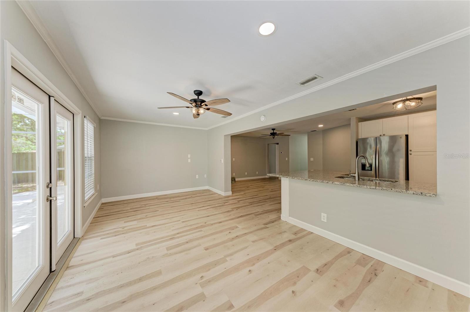 MANATEE OAKS - Residential