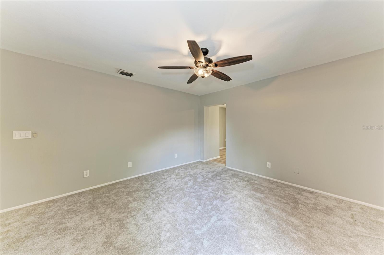 MANATEE OAKS - Residential