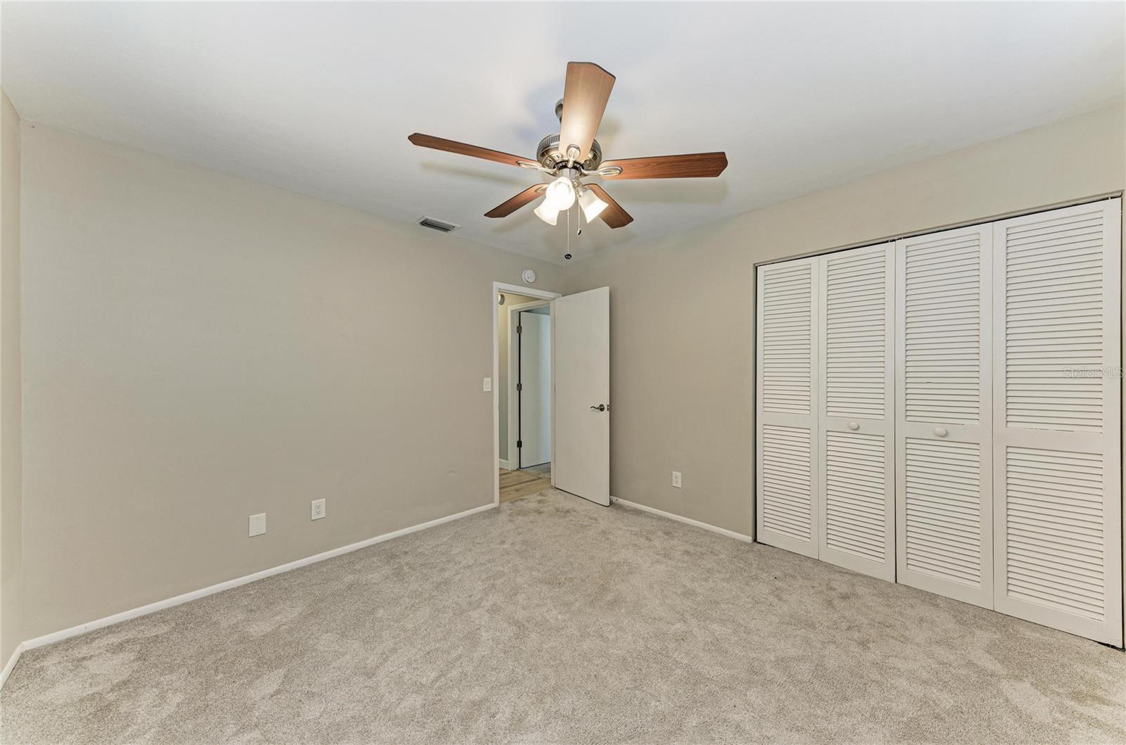 MANATEE OAKS - Residential