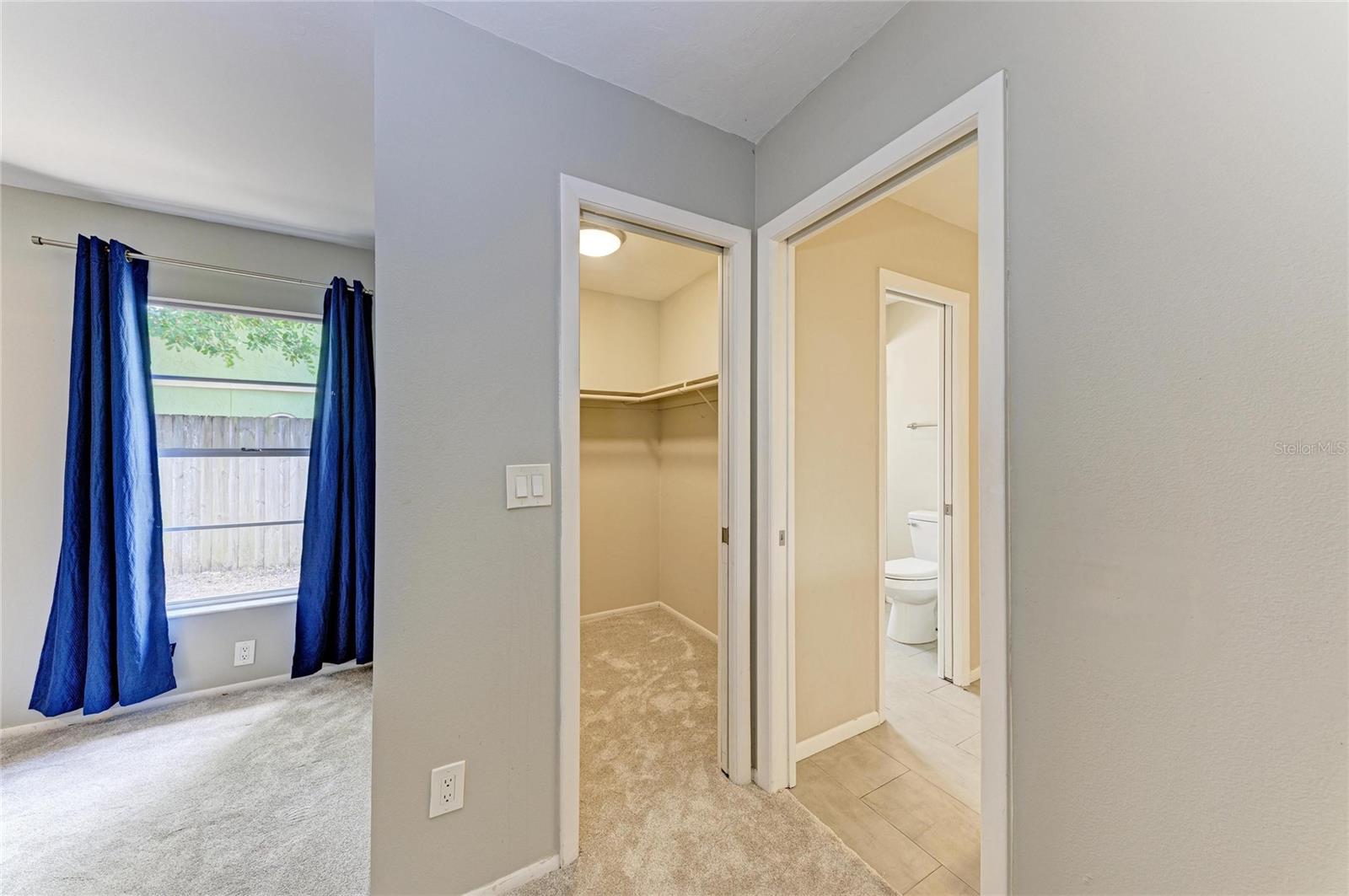 MANATEE OAKS - Residential