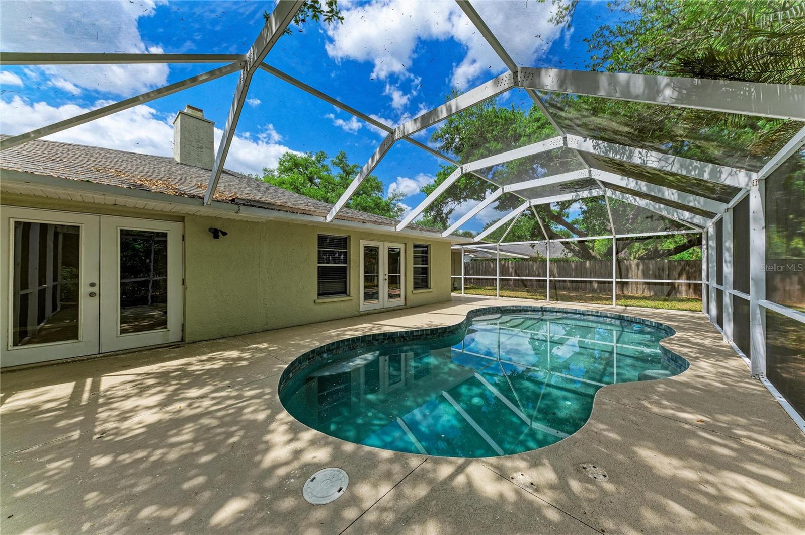 MANATEE OAKS - Residential