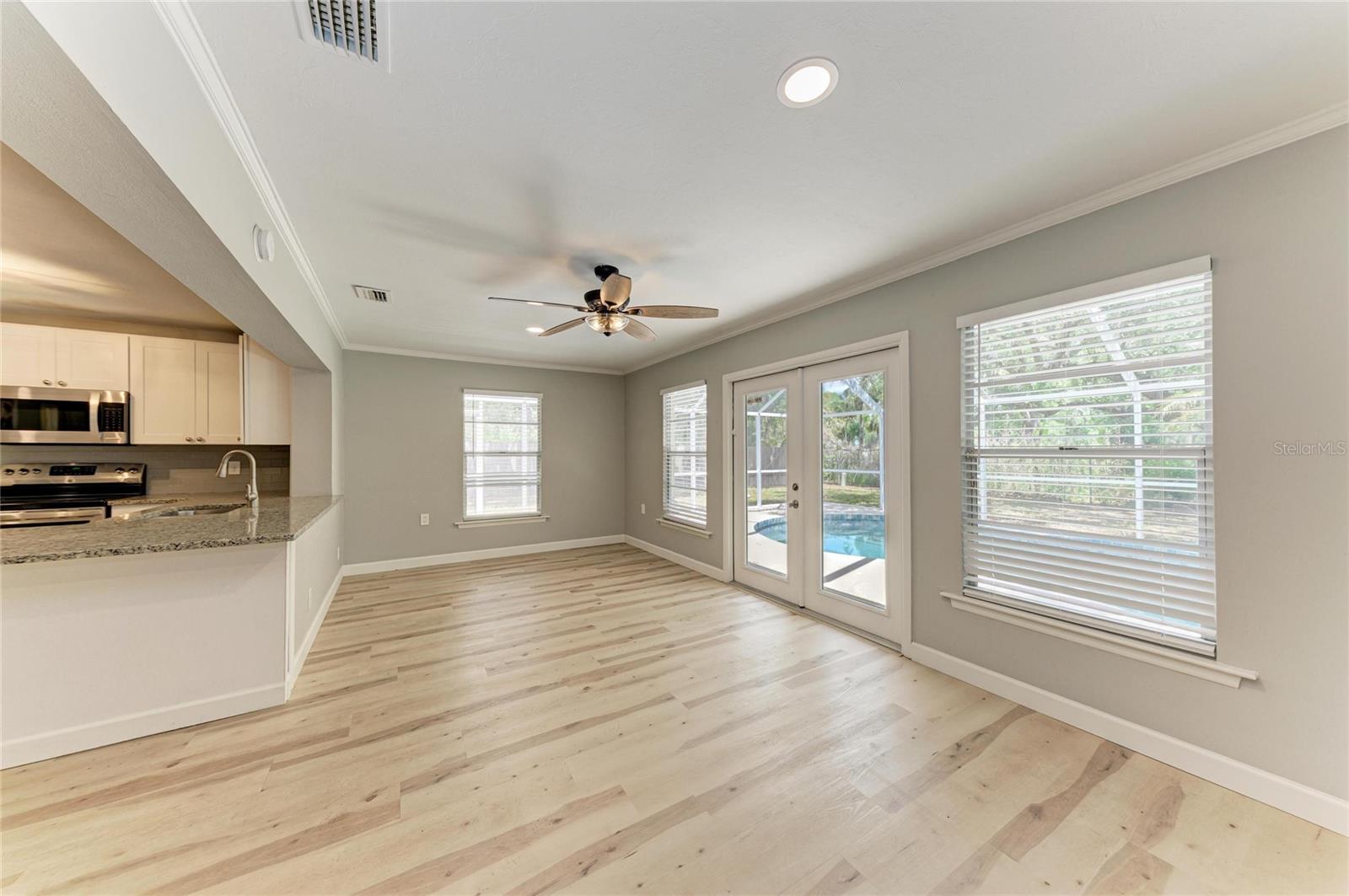 MANATEE OAKS - Residential