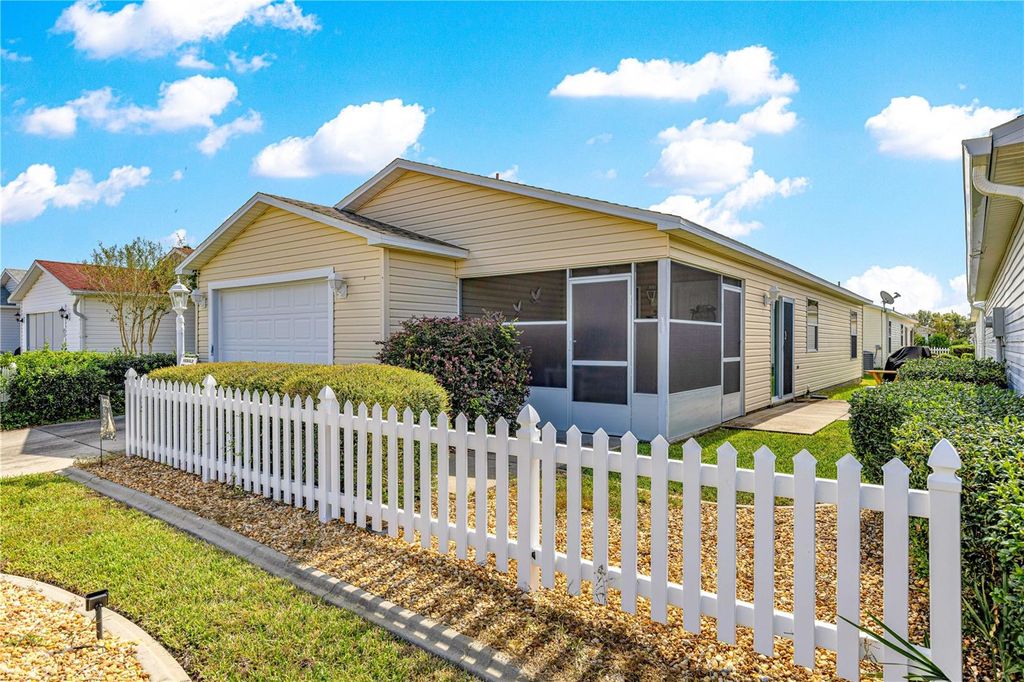 Photo of 2912 Barboza Drive, The Villages, FL 32162 (MLS # G5103511)