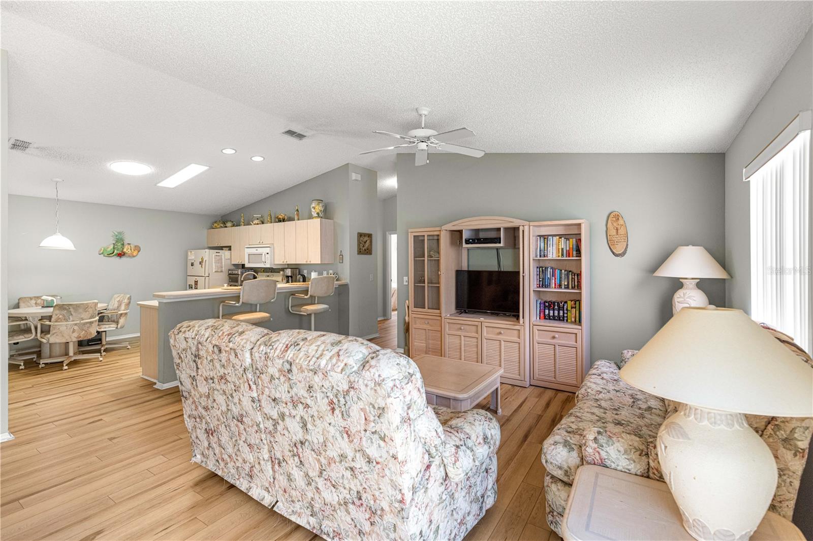 2912 BARBOZA DRIVE