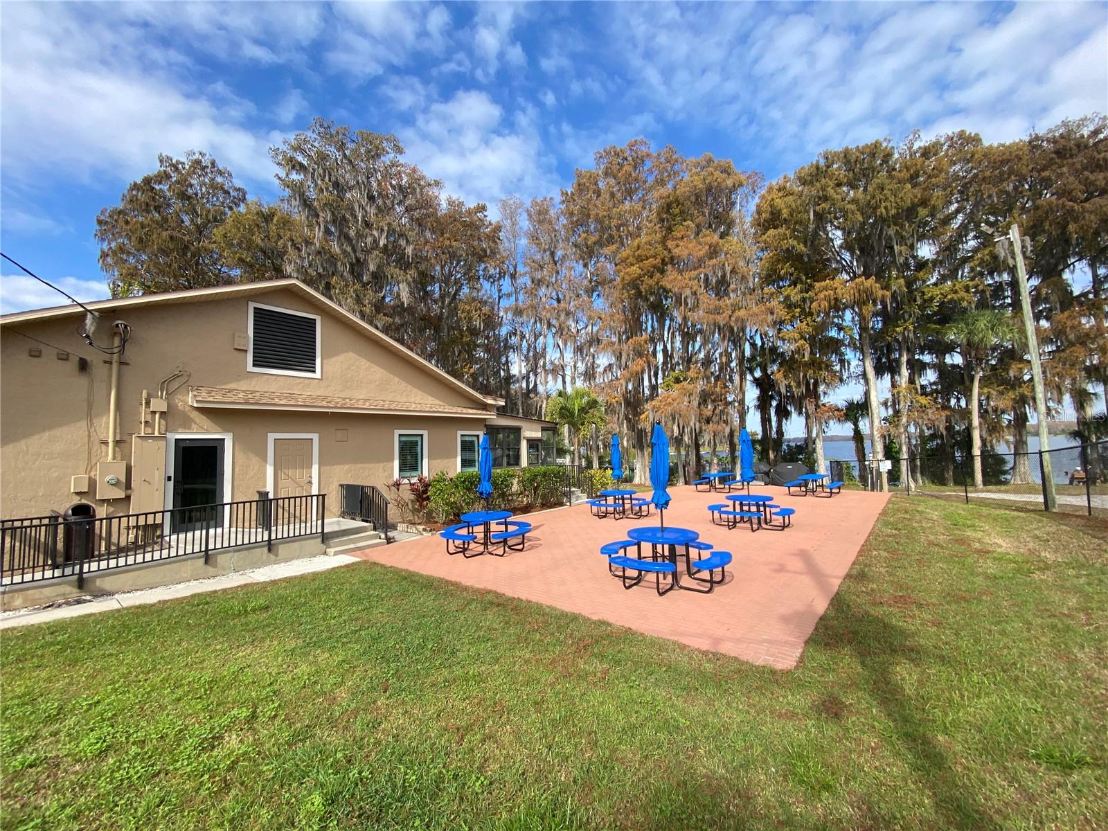 HIGHLAND LAKES - Residential