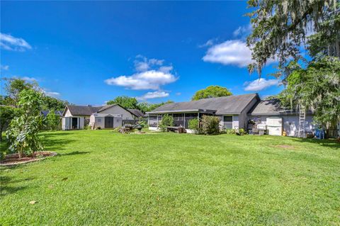 A home in VALRICO