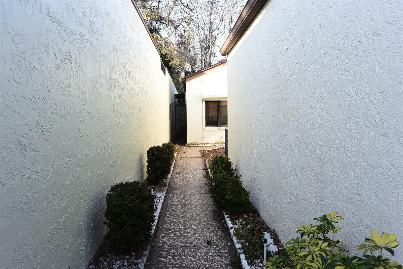 TROUBLE CREEK VILLAS - Residential