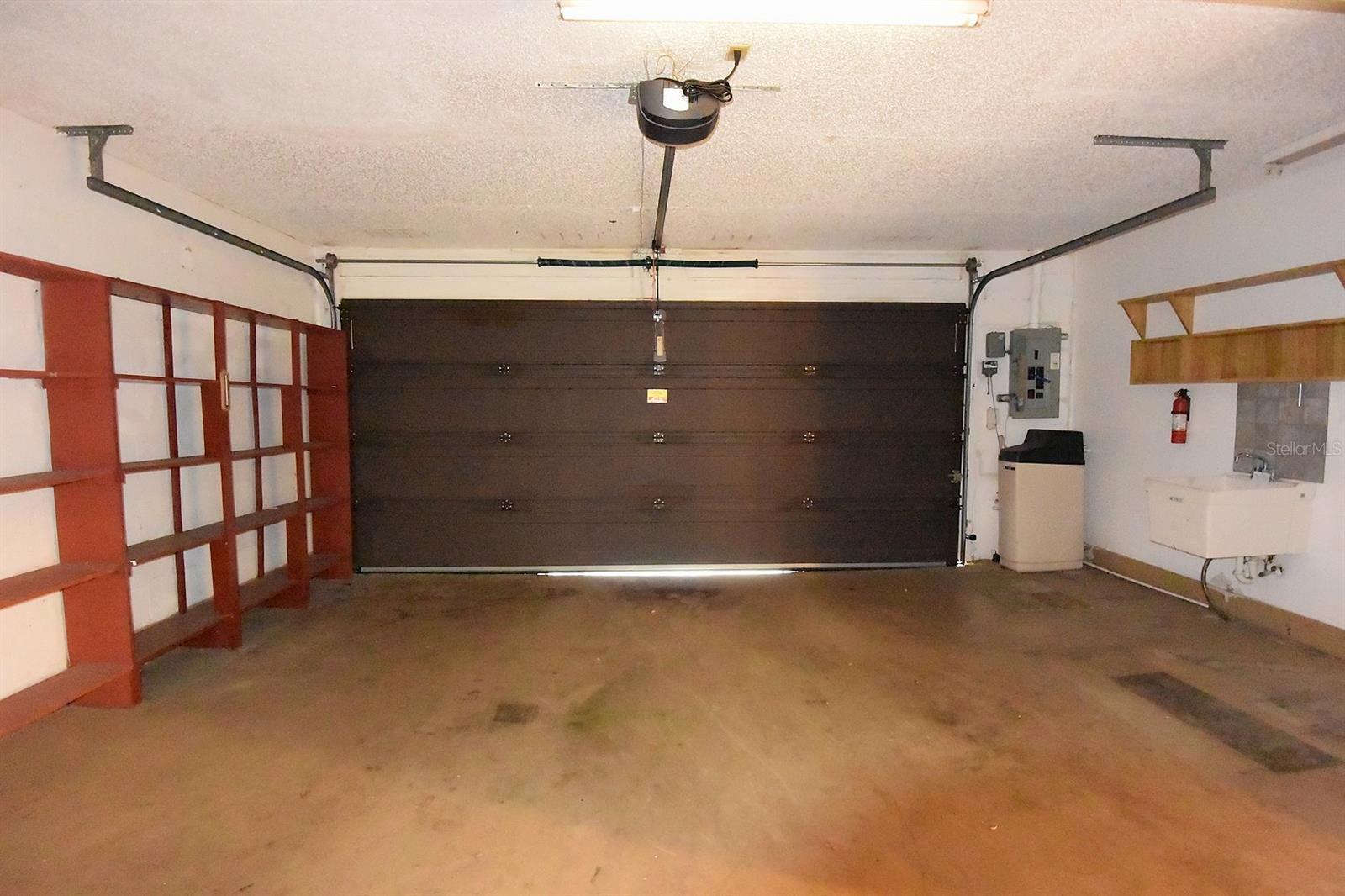 TROUBLE CREEK VILLAS - Residential