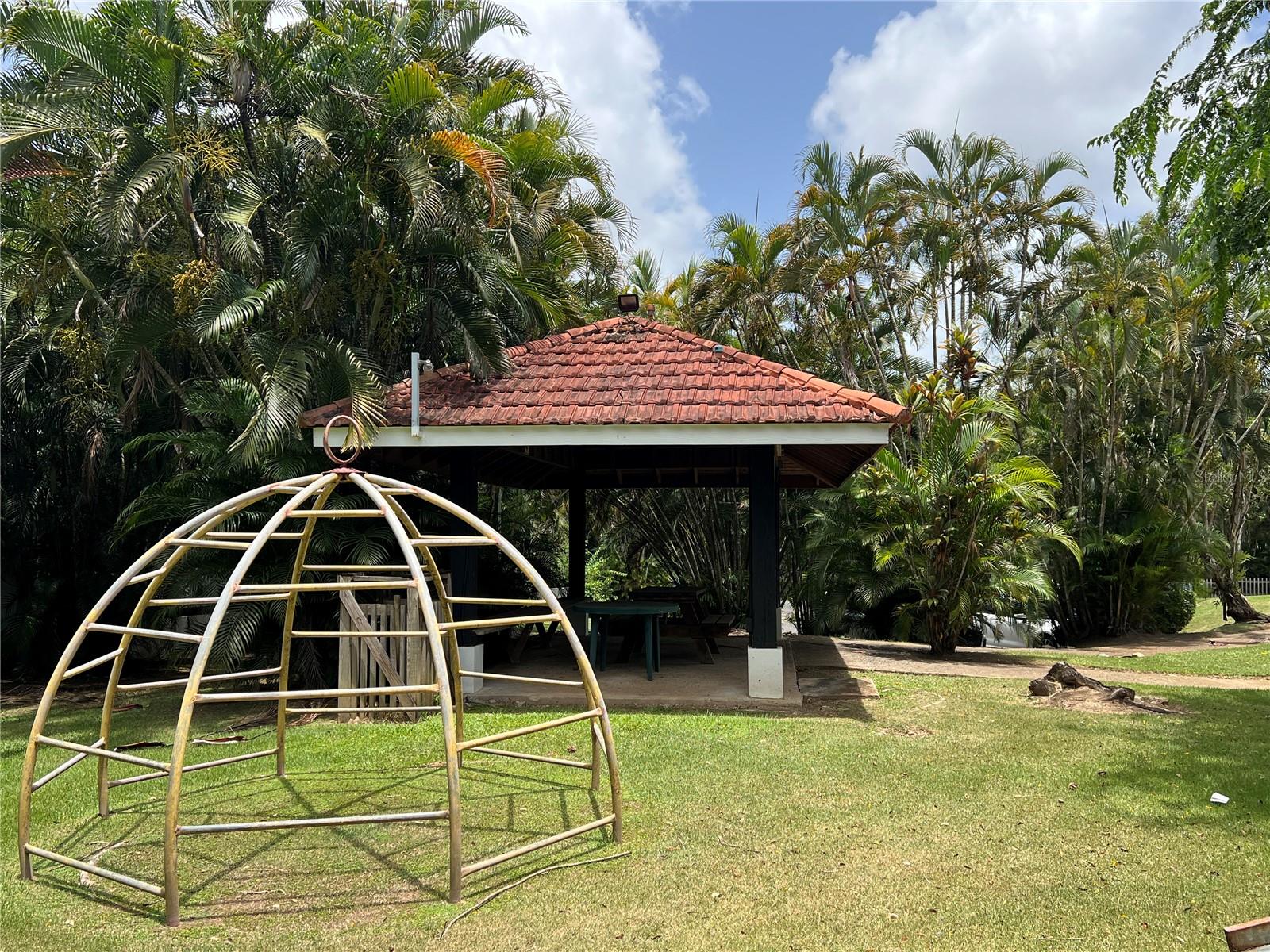 GRAN VISTA II - Residential