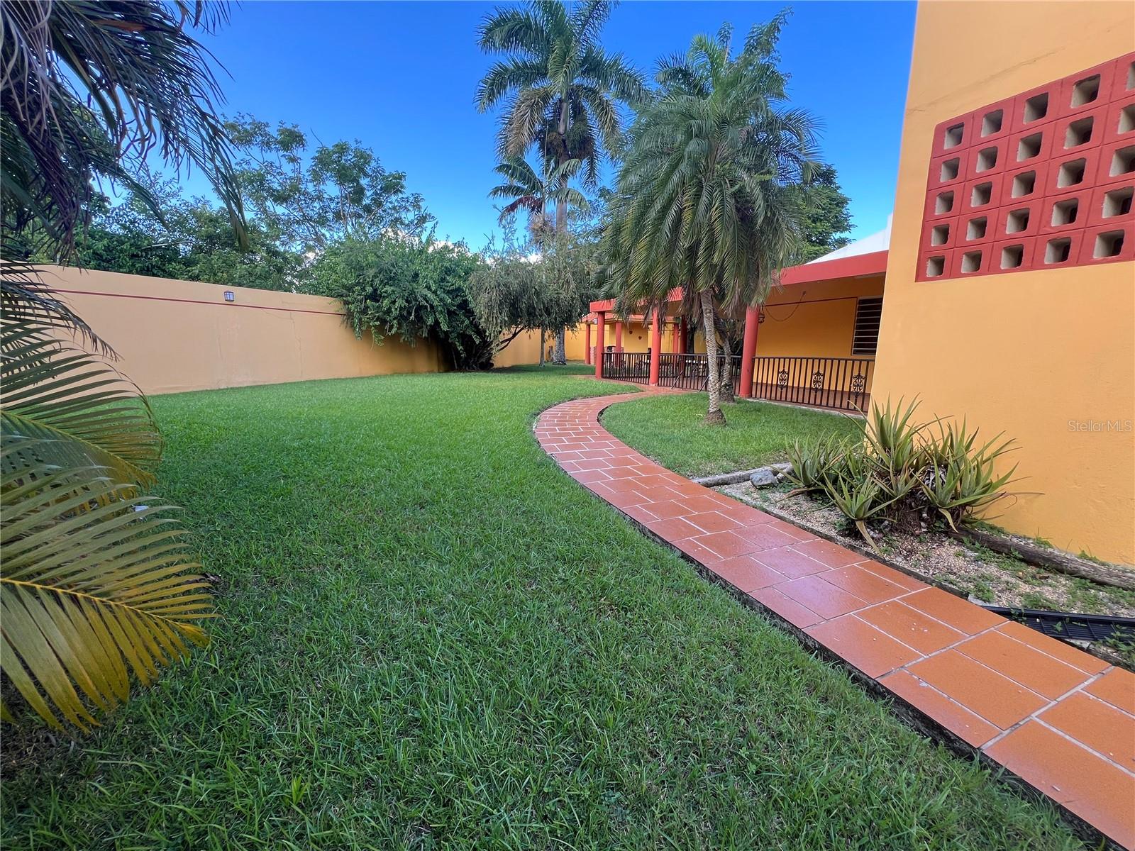 GRAN VISTA II - Residential