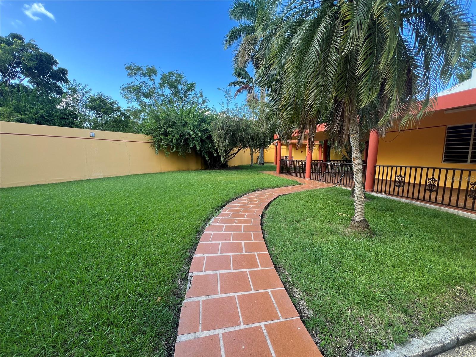 GRAN VISTA II - Residential