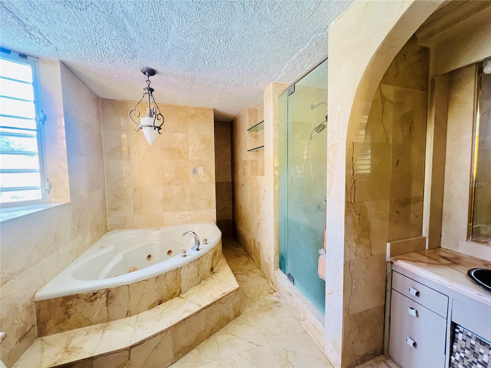 GRAN VISTA II - Residential