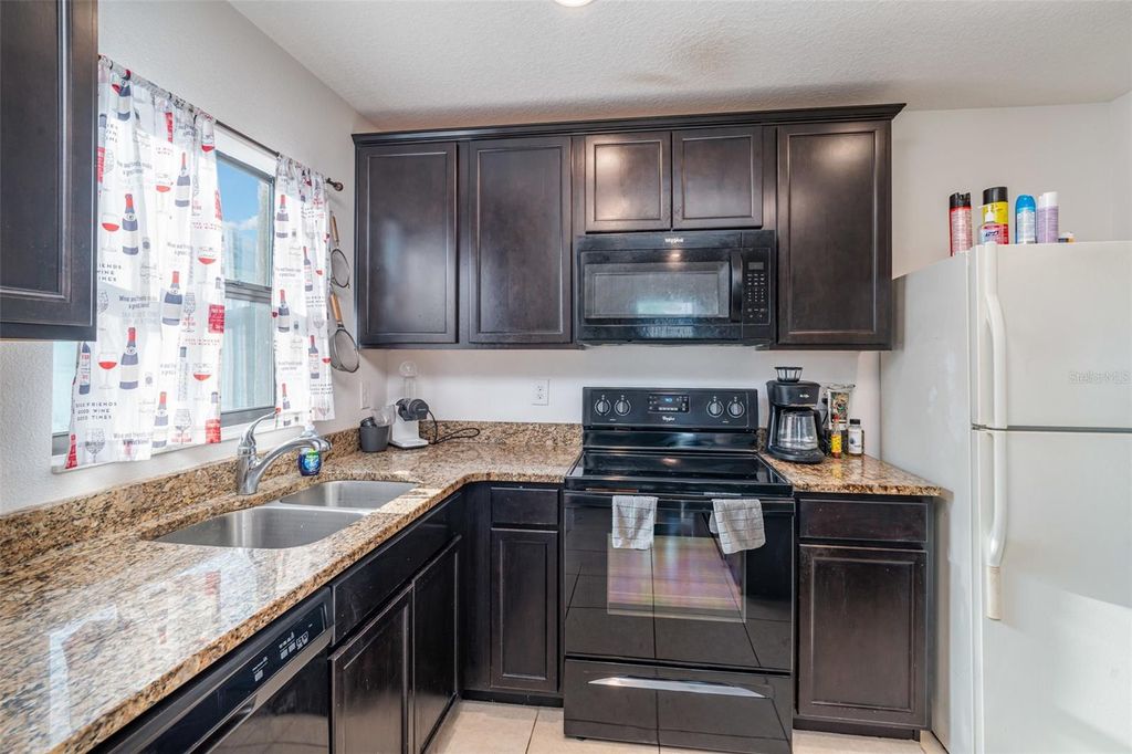 Photo of 808 Chatham Walk Drive, Ruskin, FL 33570 (MLS # TB8418395)