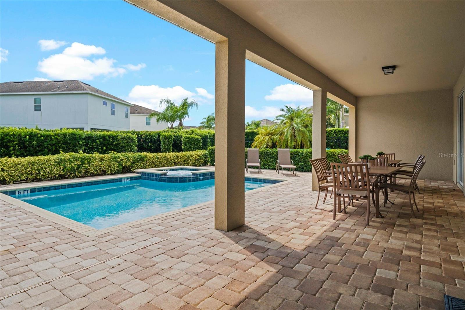 REUNION WEST PH 1 WEST & AMENT CTR RPLT - Residential Lease