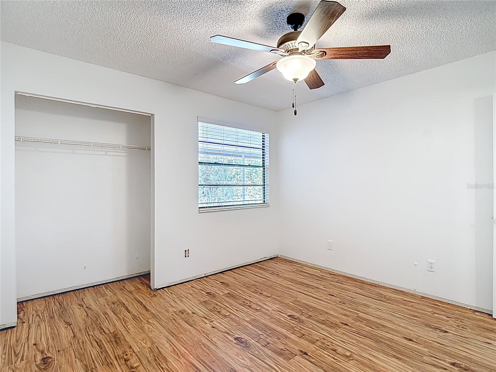 CARROLLWOOD OAKS - Residential