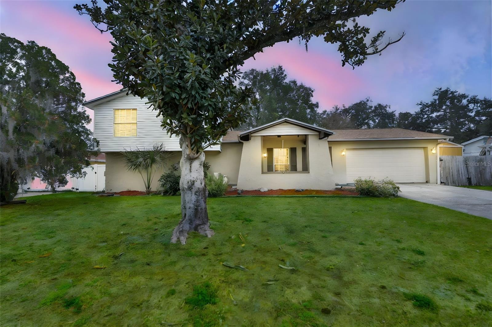 FOUR WINDS ESTATES UNIT 3 - Residential