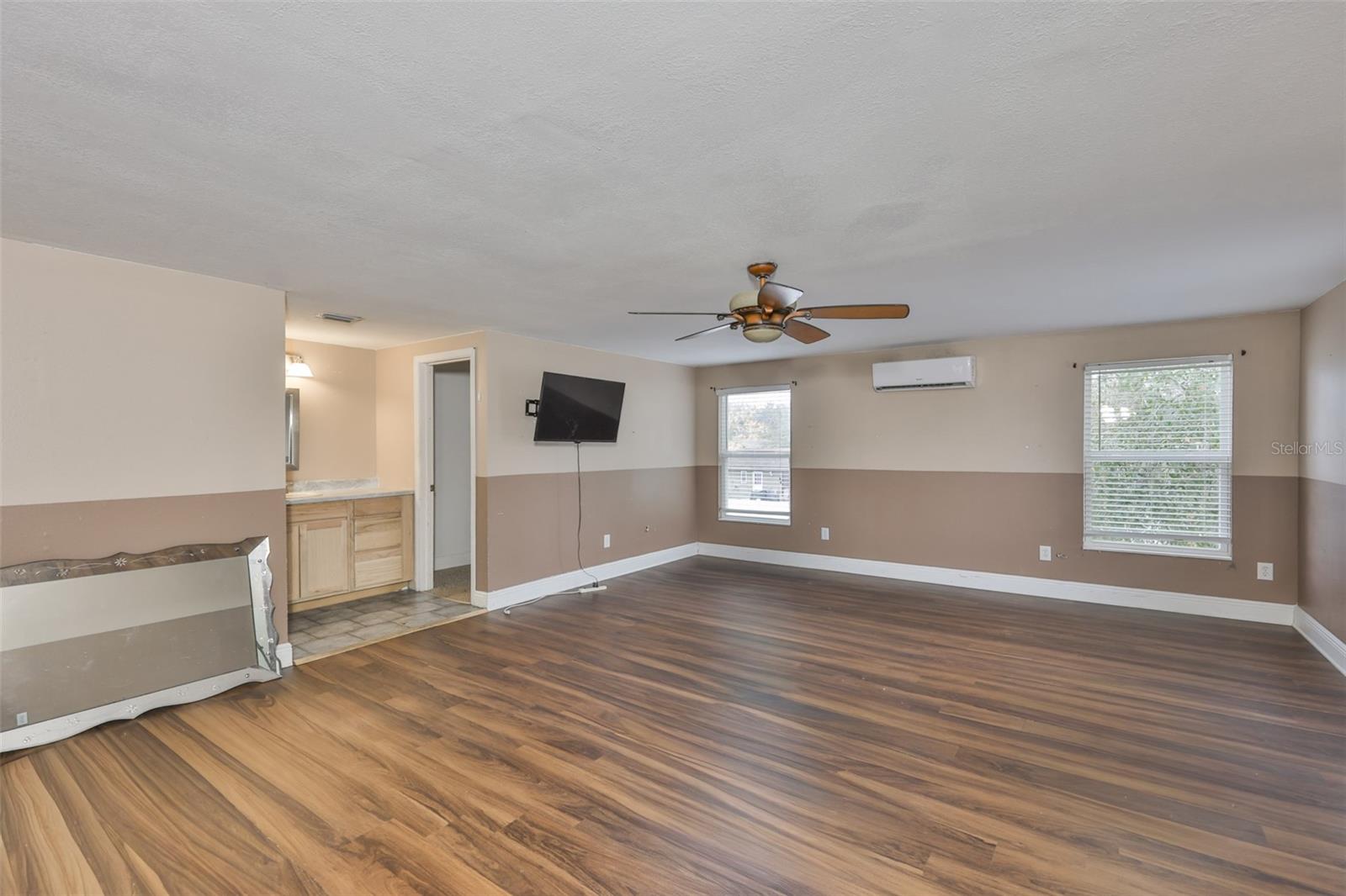 FOUR WINDS ESTATES UNIT 3 - Residential