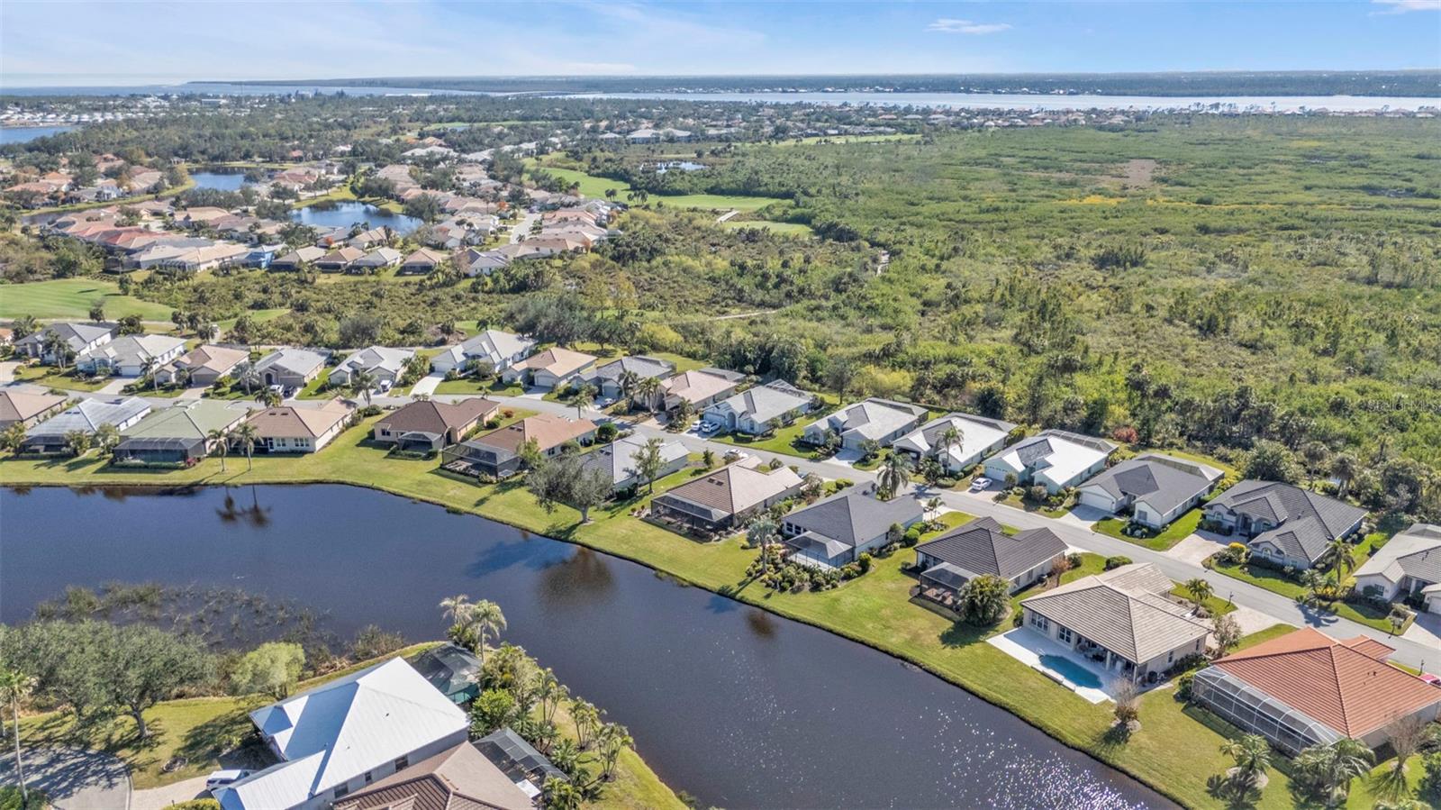 RIVERWOOD - Residential