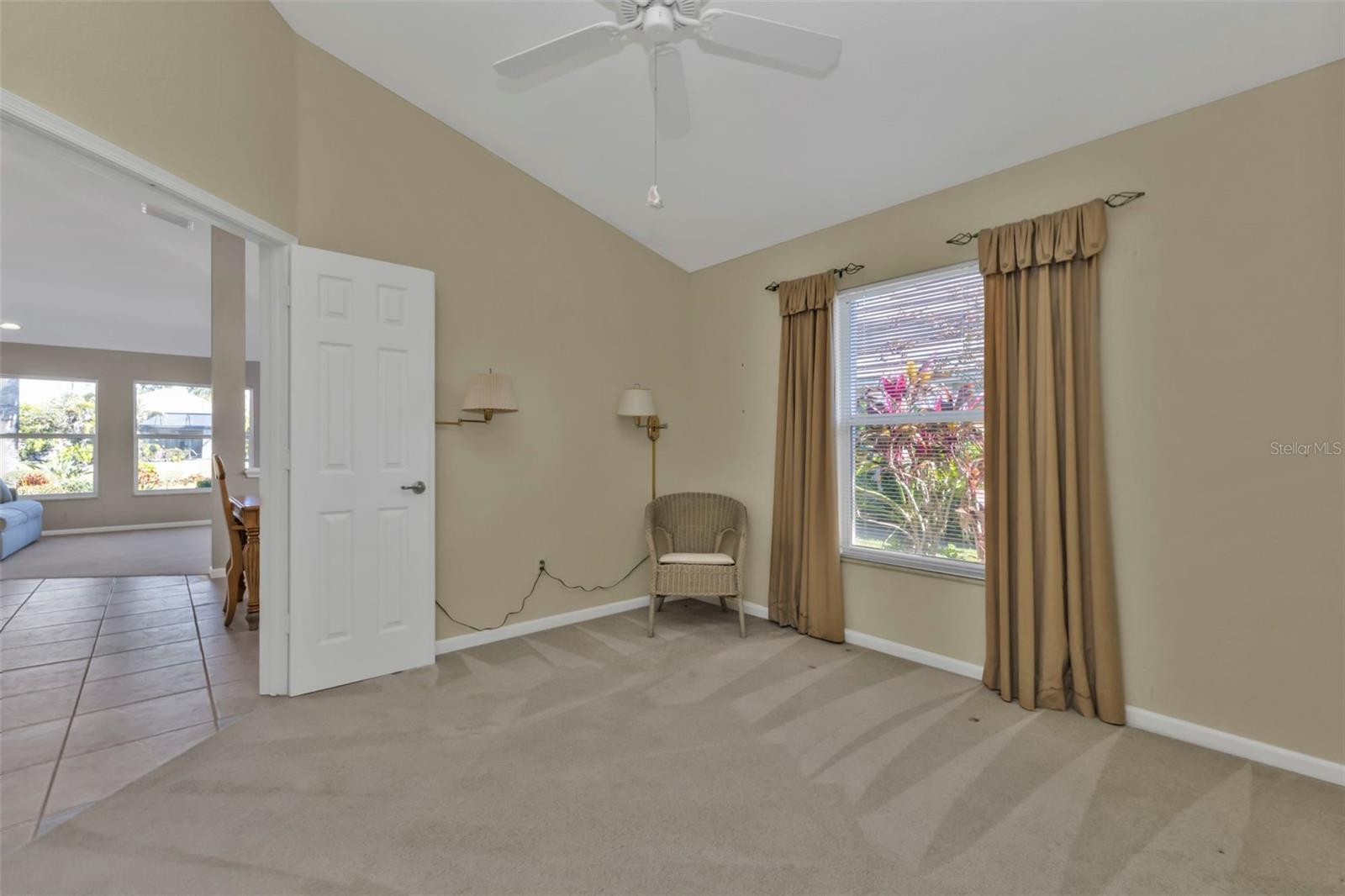 RIVERWOOD - Residential