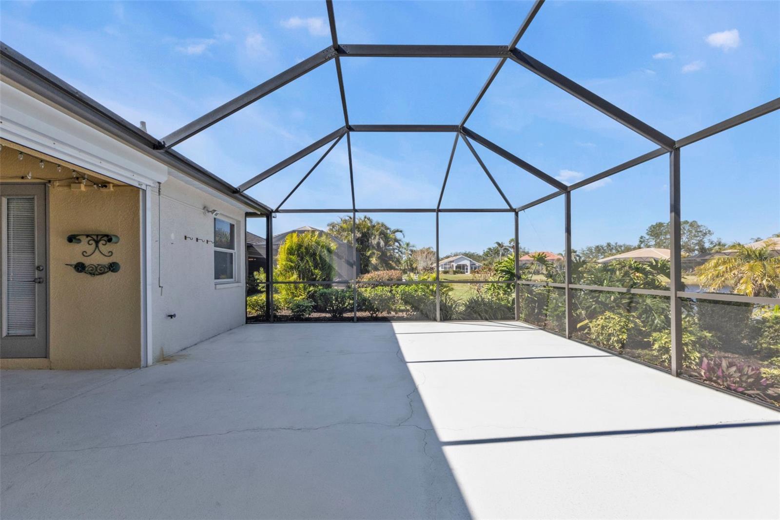 RIVERWOOD - Residential