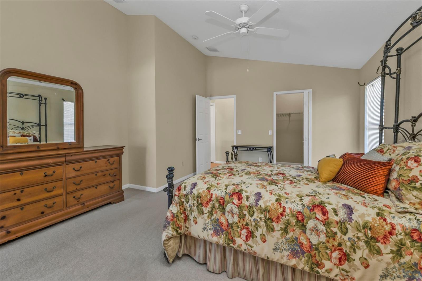 RIVERWOOD - Residential