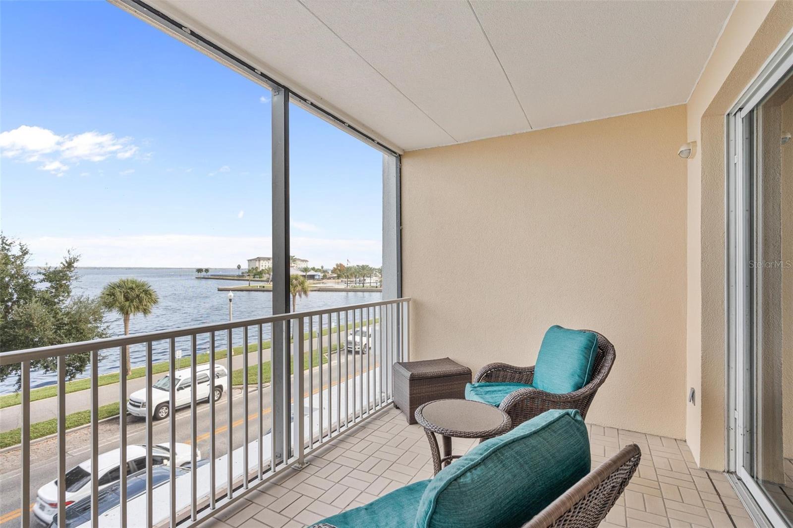 GATEWAY AT RIVERWALK A CONDO THIRD AMENDMENT - Residential