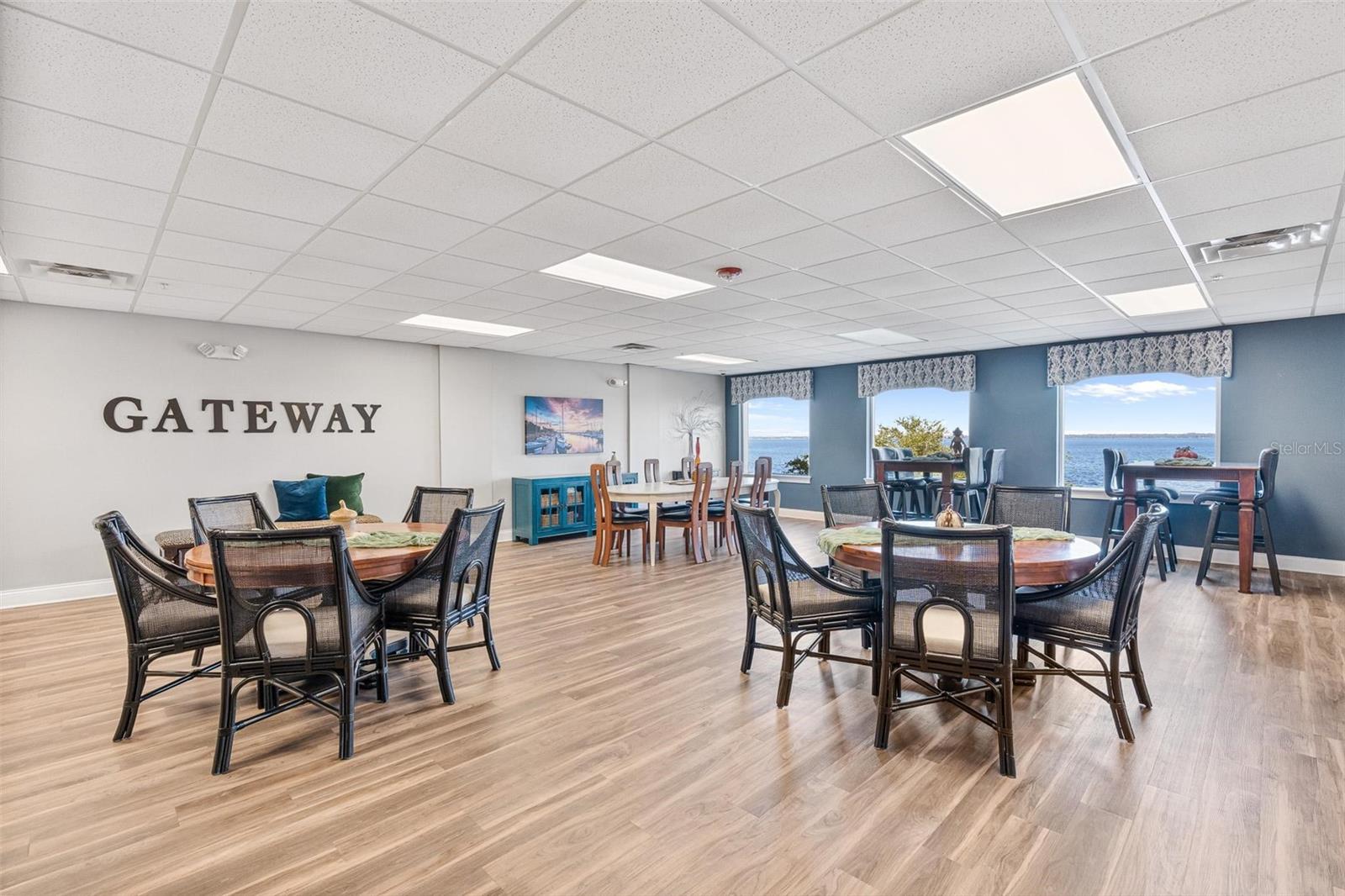 GATEWAY AT RIVERWALK A CONDO THIRD AMENDMENT - Residential