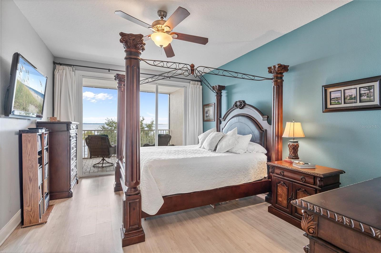 GATEWAY AT RIVERWALK A CONDO THIRD AMENDMENT - Residential