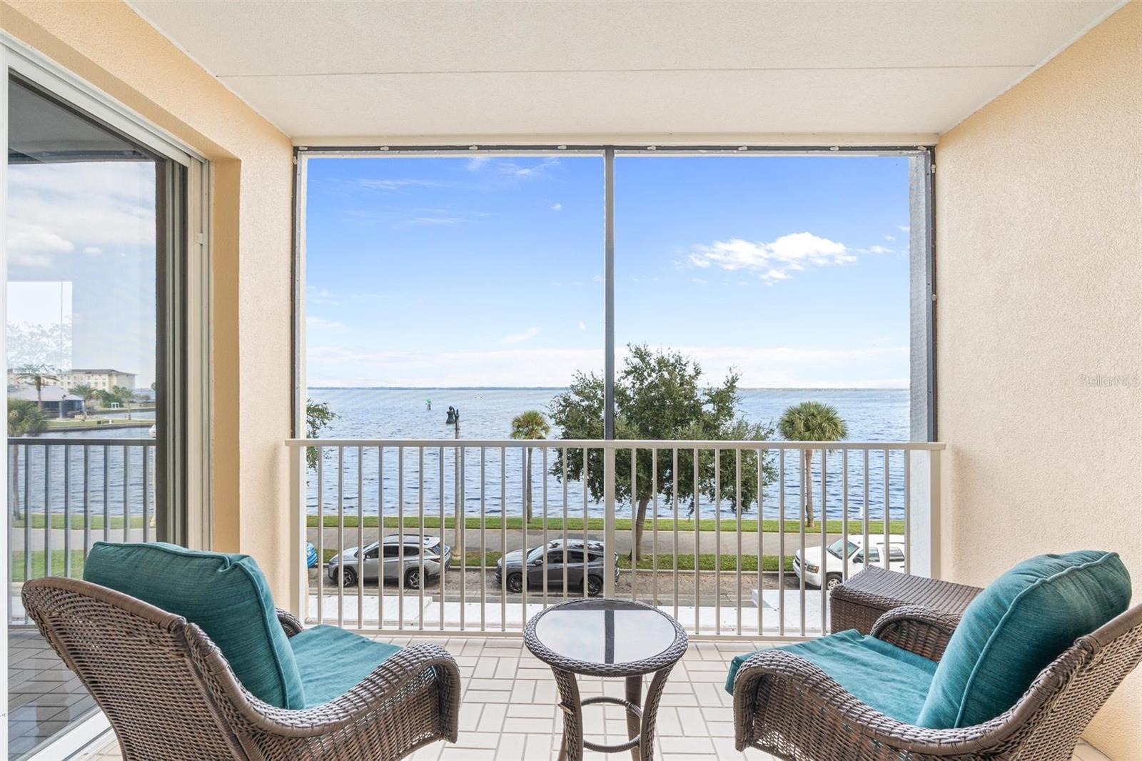 GATEWAY AT RIVERWALK A CONDO THIRD AMENDMENT - Residential