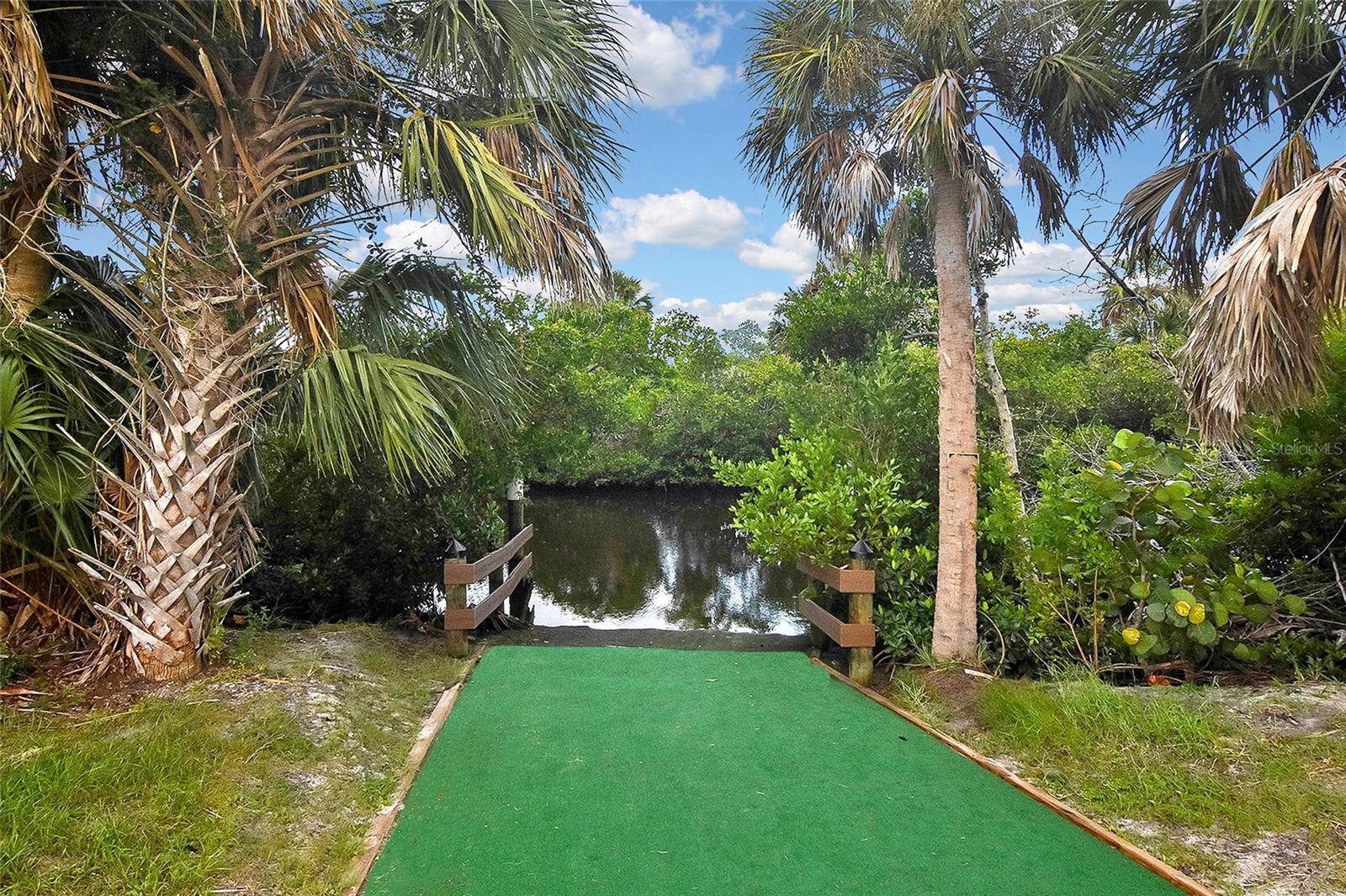 BURNT STORE LAKES - Land