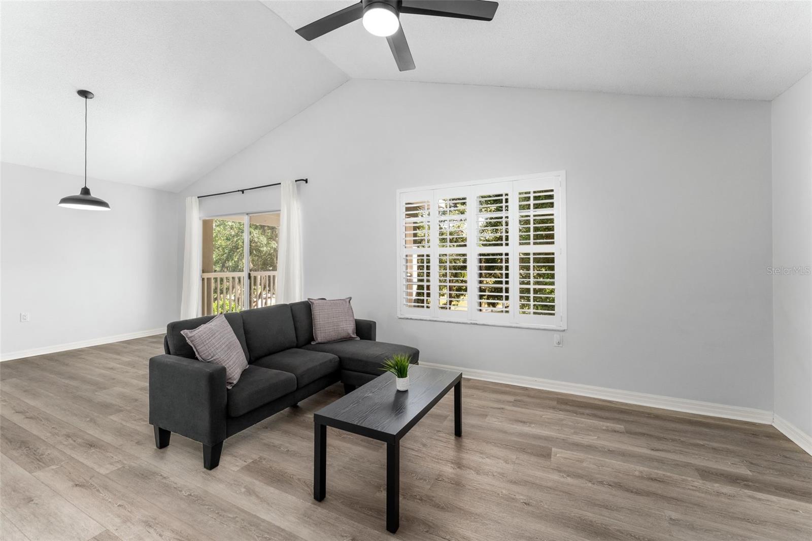 THE LINKS - Residential