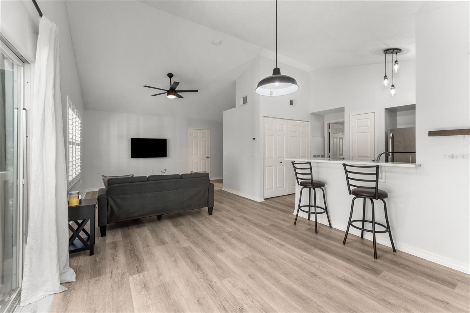 THE LINKS - Residential