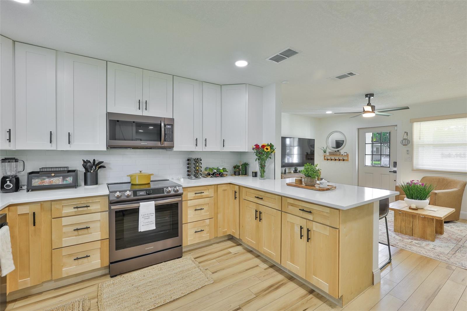 GANDY GARDENS 1 - Residential