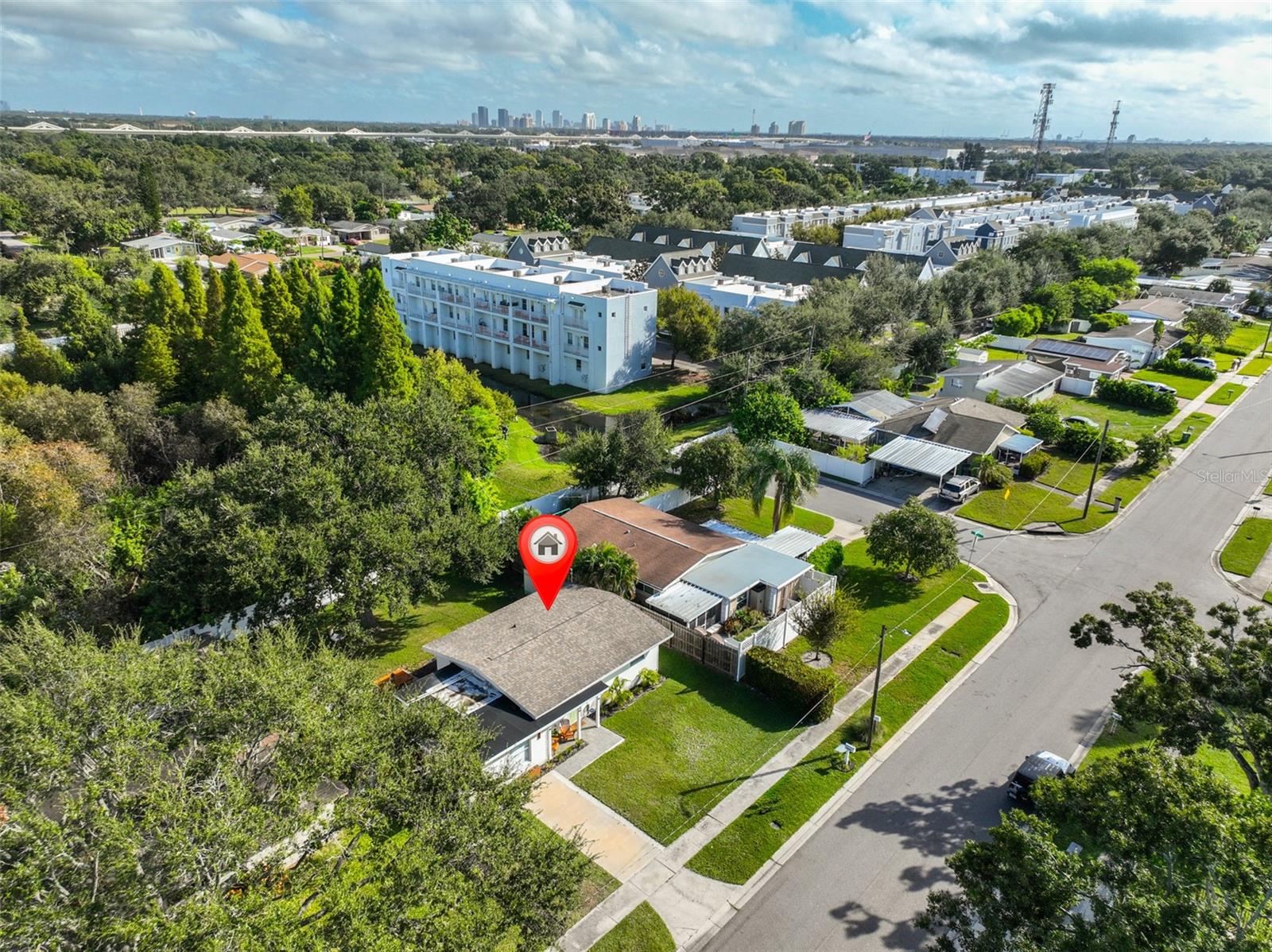 GANDY GARDENS 1 - Residential