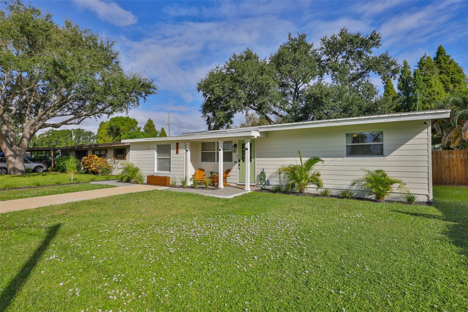 GANDY GARDENS 1 - Residential