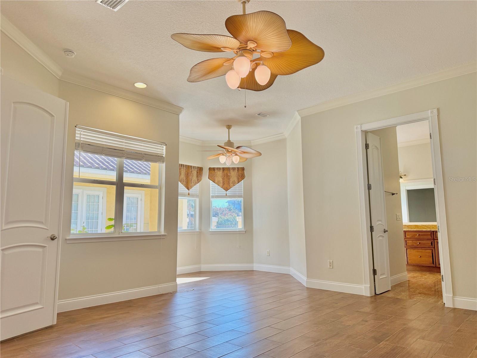 SHELTER COVE SUB - Residential