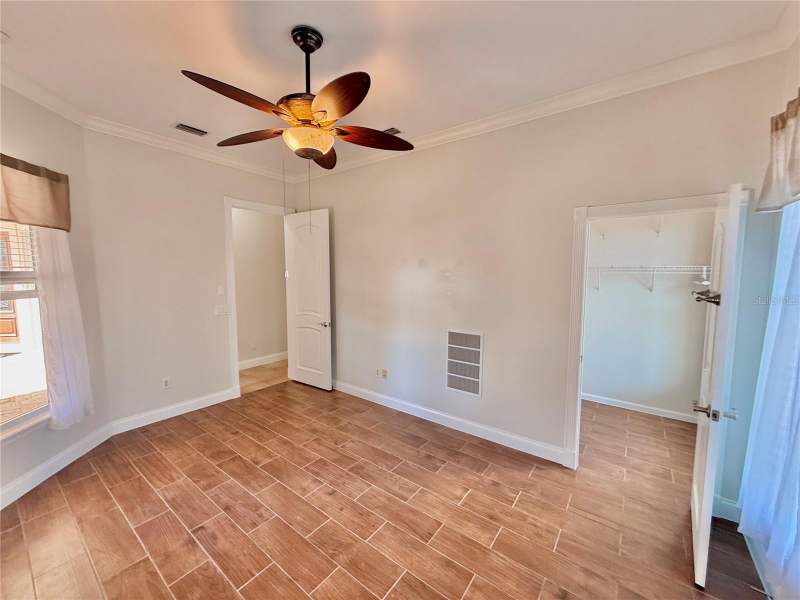 SHELTER COVE SUB - Residential