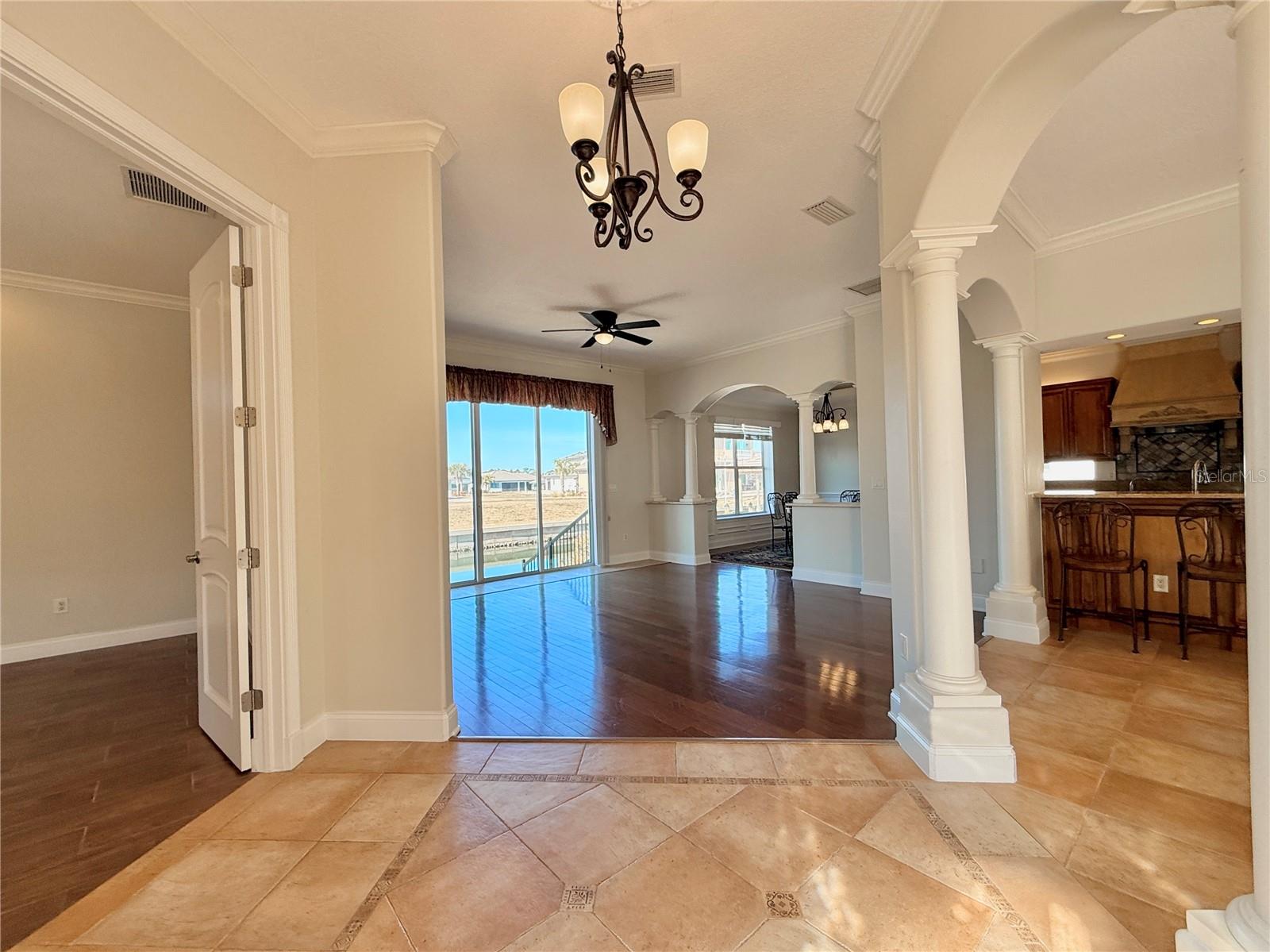 SHELTER COVE SUB - Residential