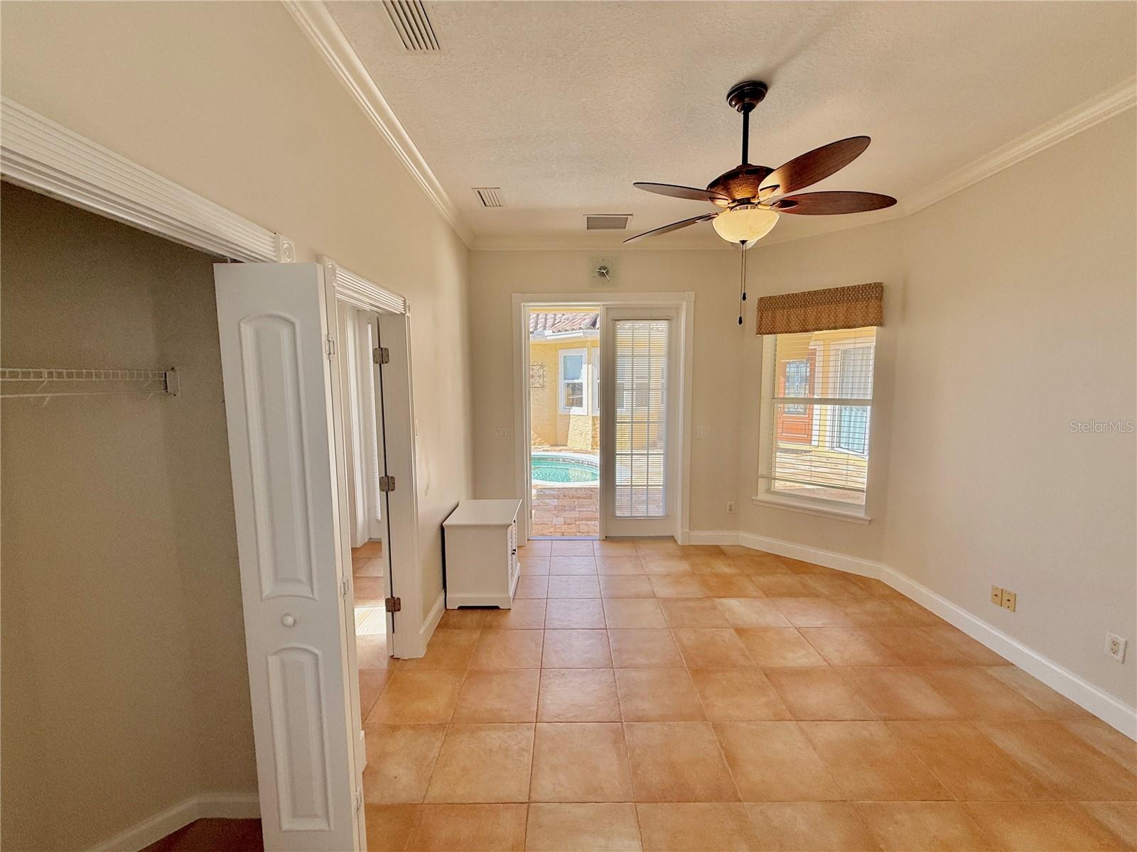 SHELTER COVE SUB - Residential