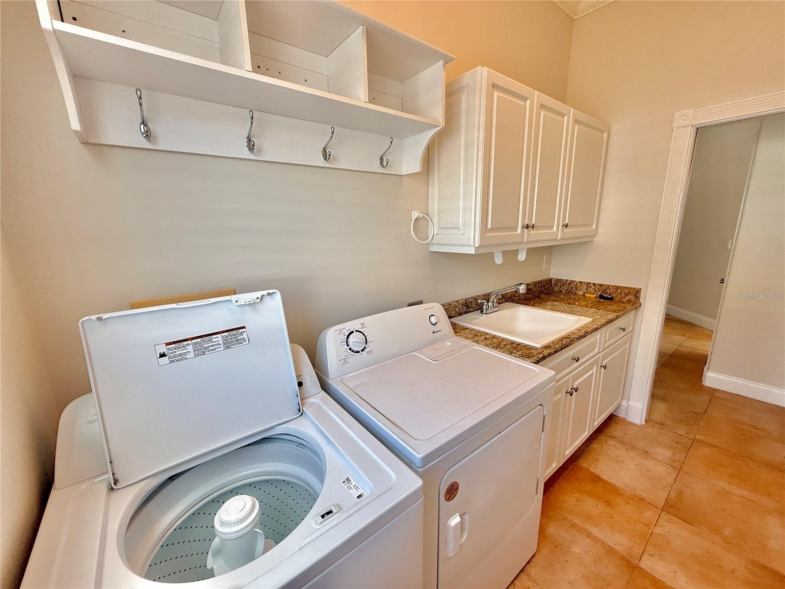 SHELTER COVE SUB - Residential