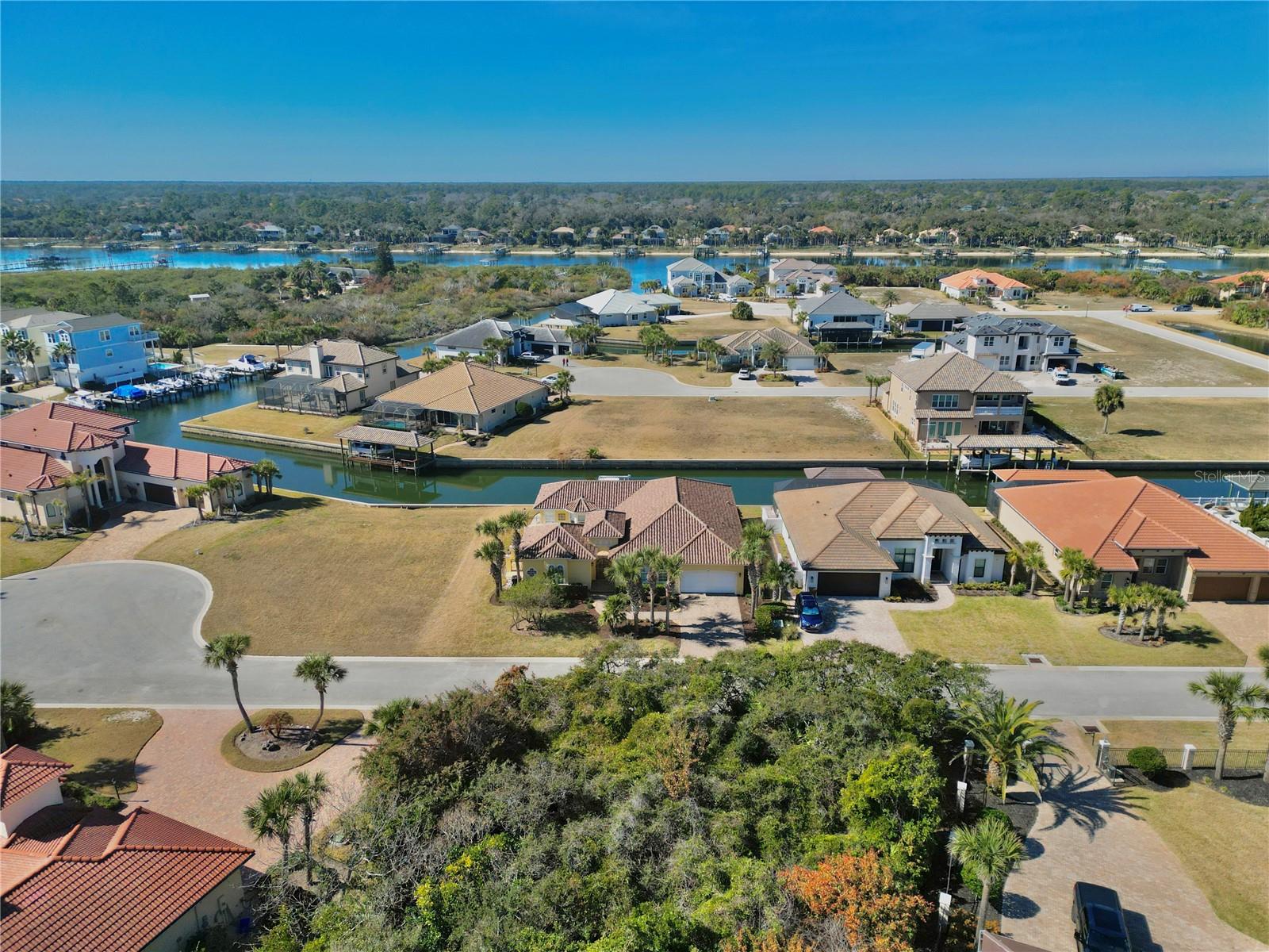 SHELTER COVE SUB - Residential