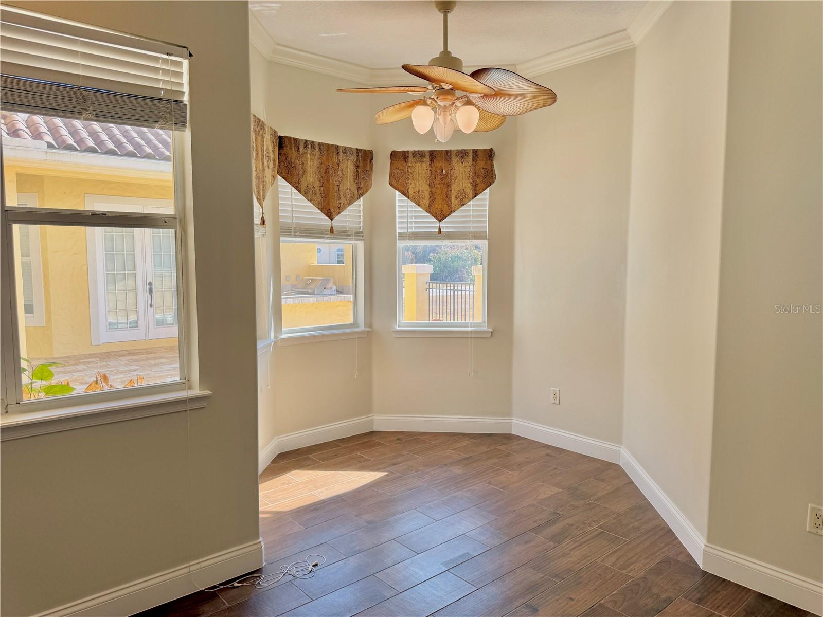 SHELTER COVE SUB - Residential